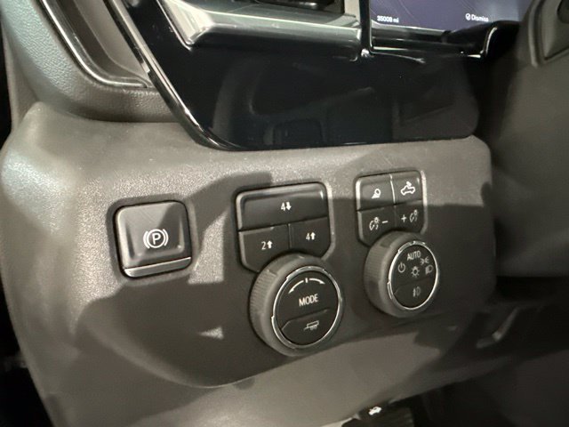 Used 2026 Chevrolet Silverado 2500 LT w/ All Star Edition AWD/4WD image 21