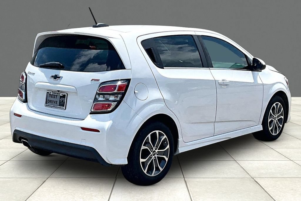 Certified 2020 Chevrolet Sonic LT w/ Convenience Package FWD image 2