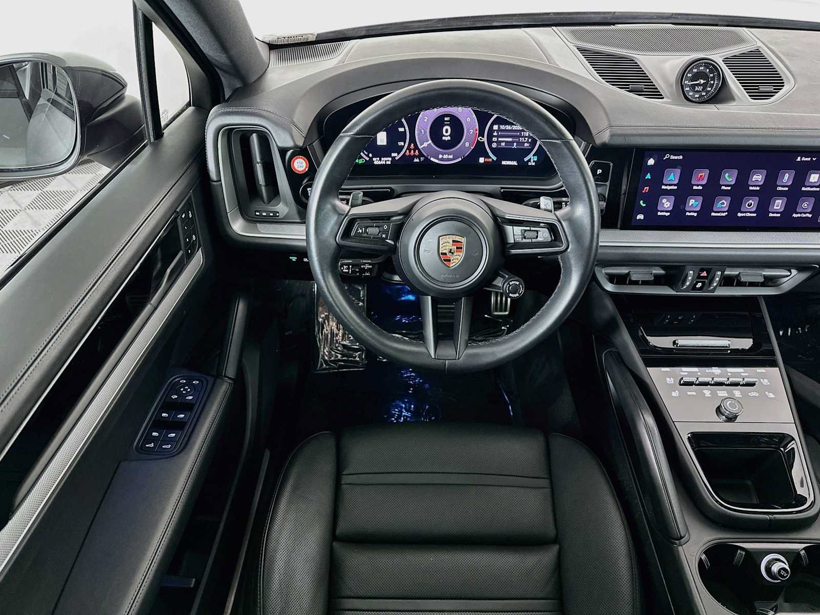 Certified 2024 Porsche Cayenne S AWD/4WD image 24