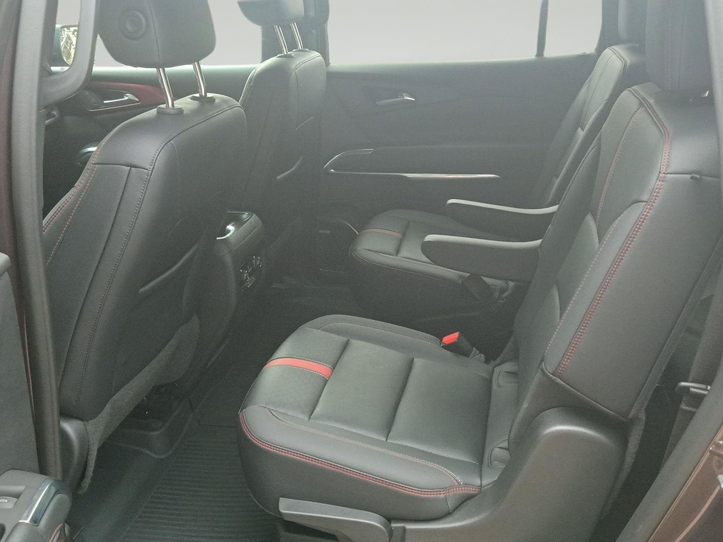 Used 2024 Chevrolet Traverse RS FWD image 77