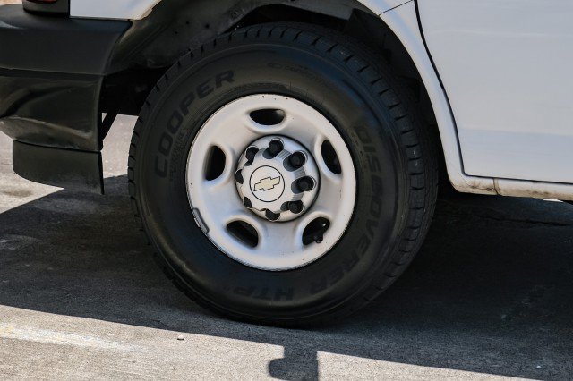 Used 2021 Chevrolet Express 2500 w/ Enhanced Convenience Package RWD image 49