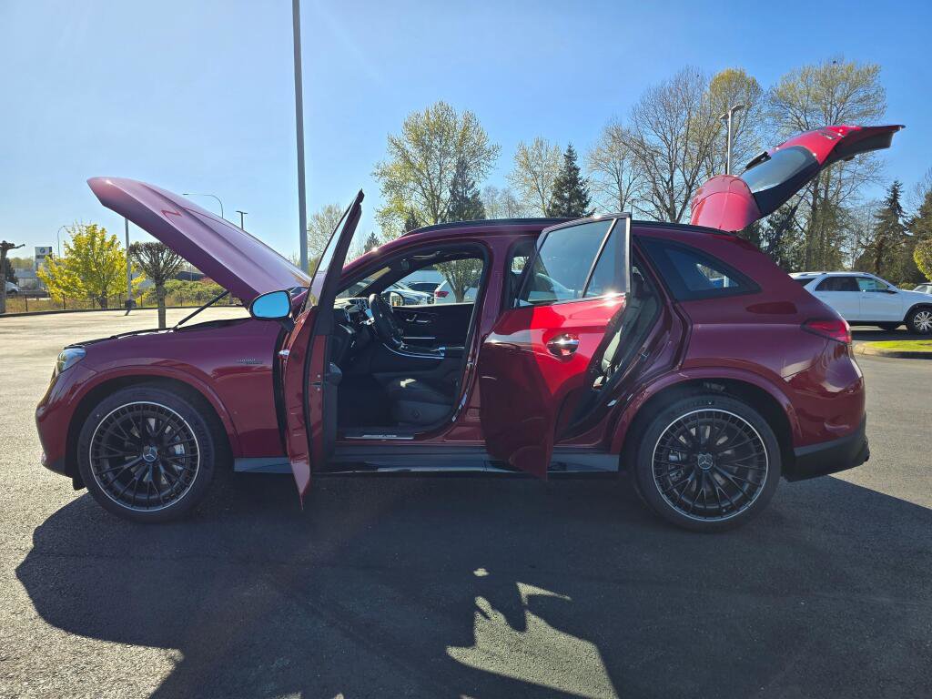 New 2026 Mercedes-Benz GLC 43 AMG 4MATIC image 11