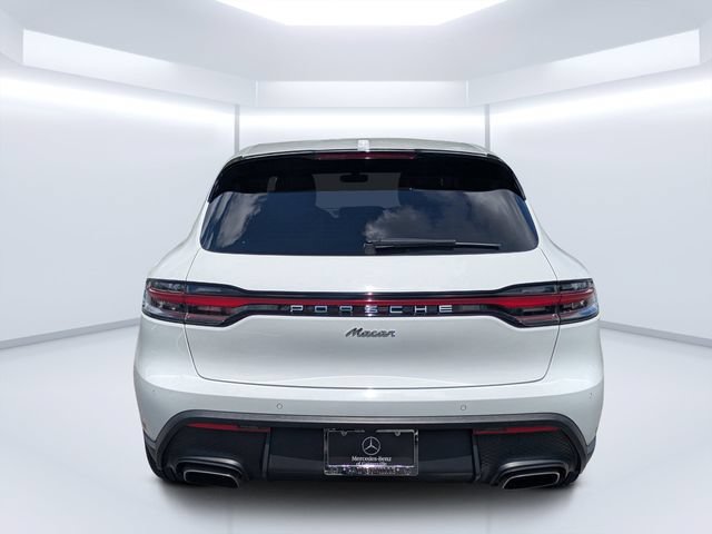 Used 2024 Porsche Macan AWD/4WD image 4