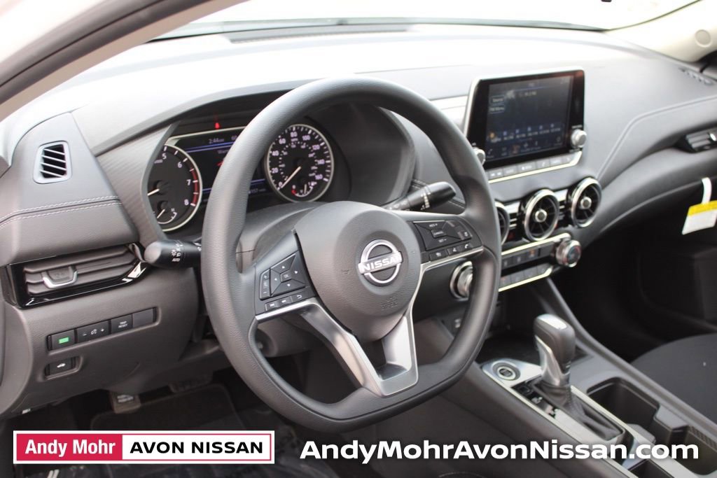 New 2025 Nissan Sentra SV image 10