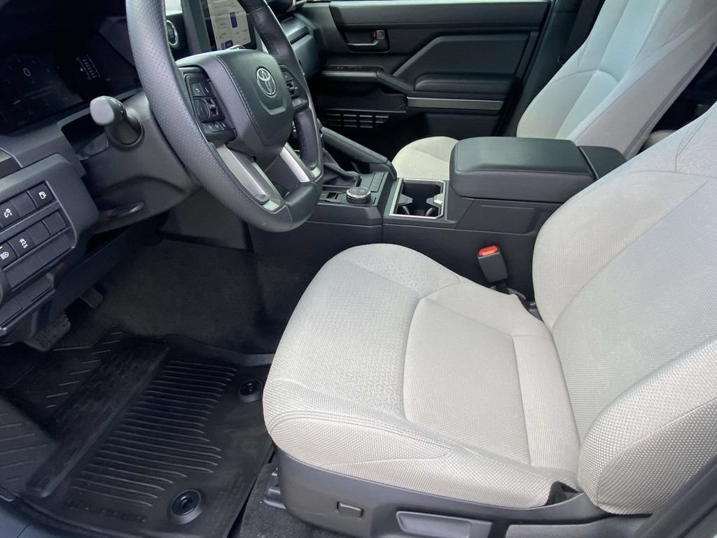 Used 2025 Toyota 4Runner SR5 RWD image 17