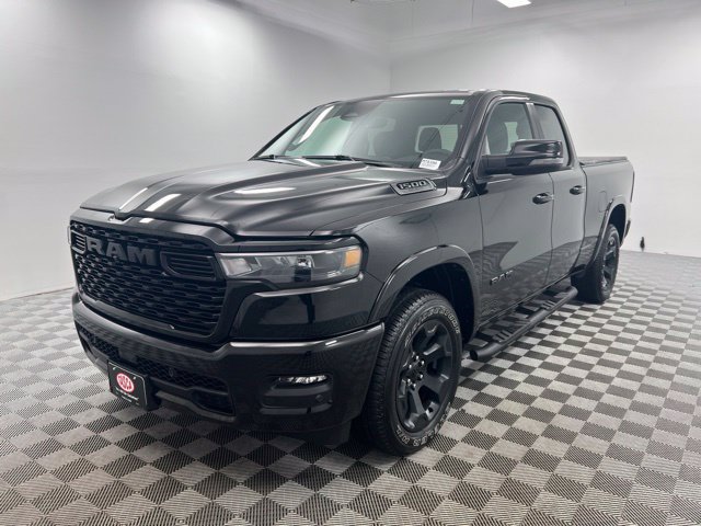 Used 2025 RAM 1500 Big Horn AWD/4WD image 2
