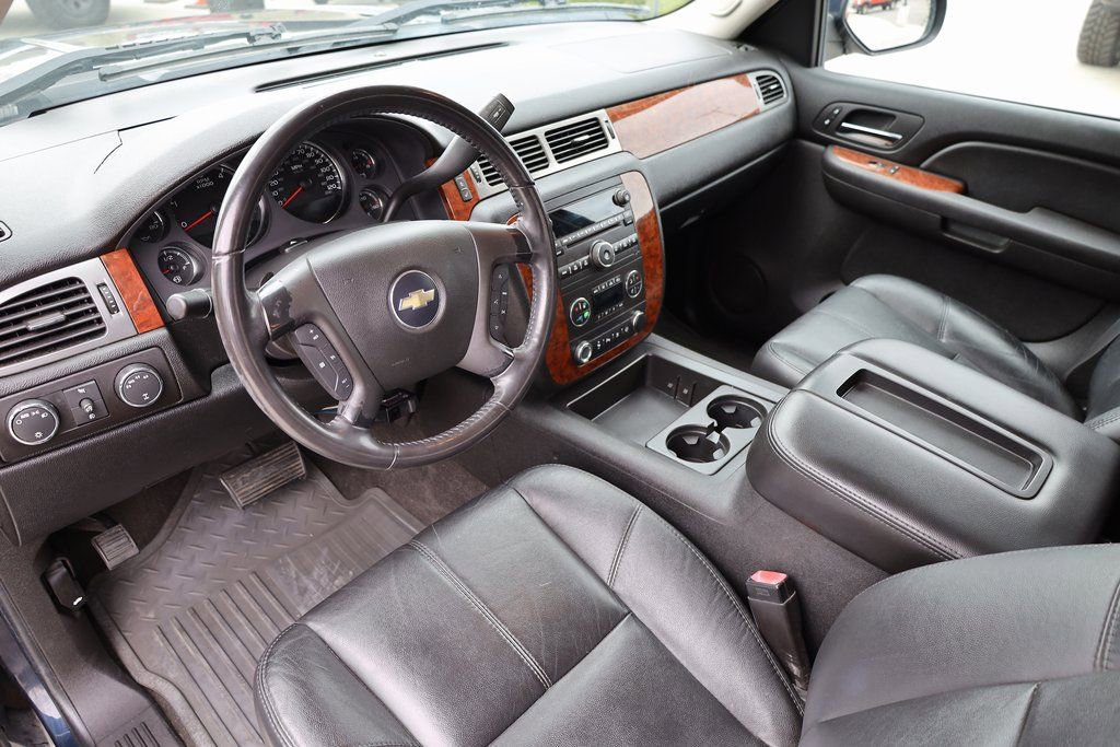 Used 2007 Chevrolet Silverado 1500 LTZ w/ Max Trailering Pack image 12