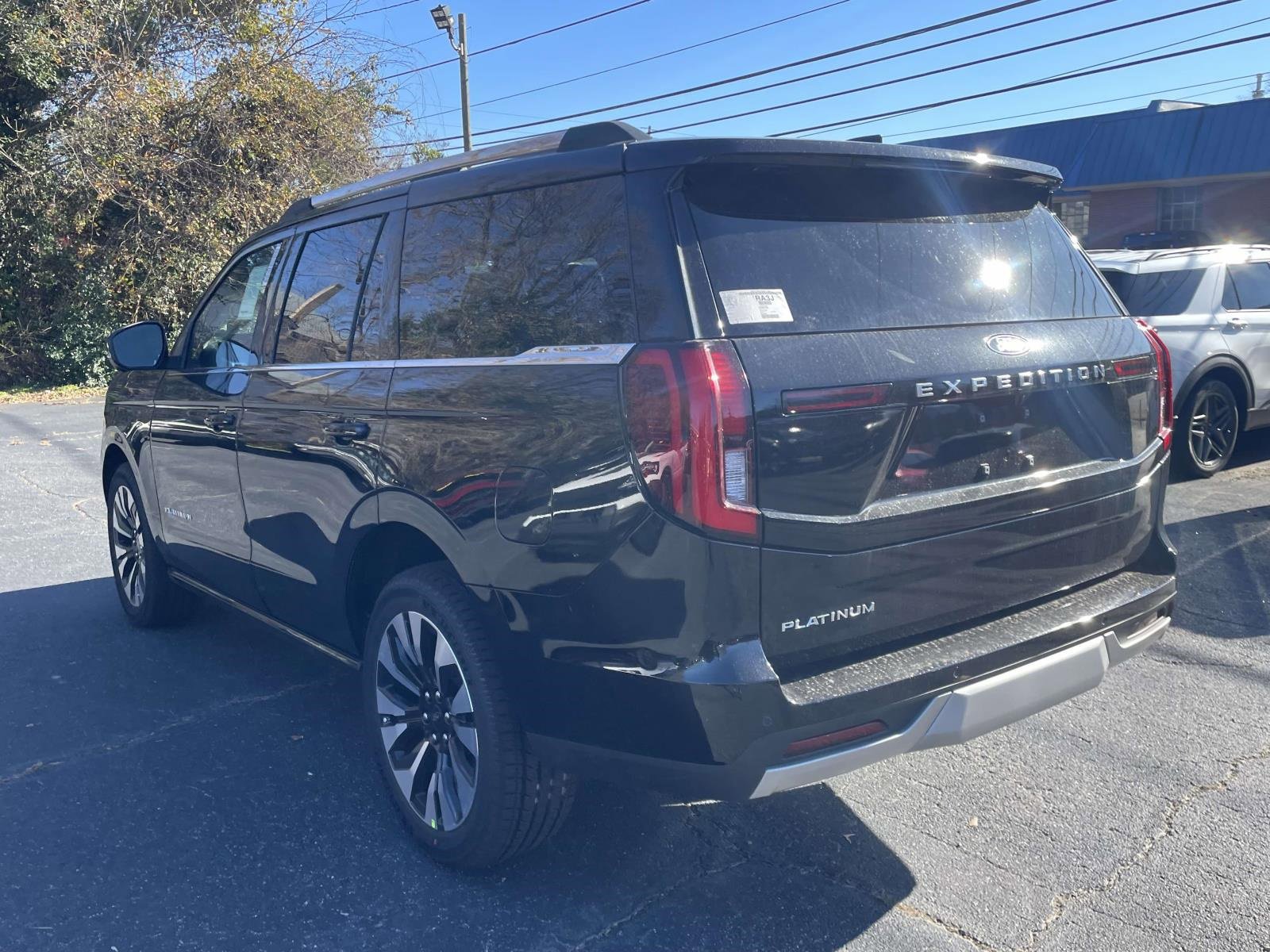New 2026 Ford Expedition Platinum w/ Driver's Package image 4