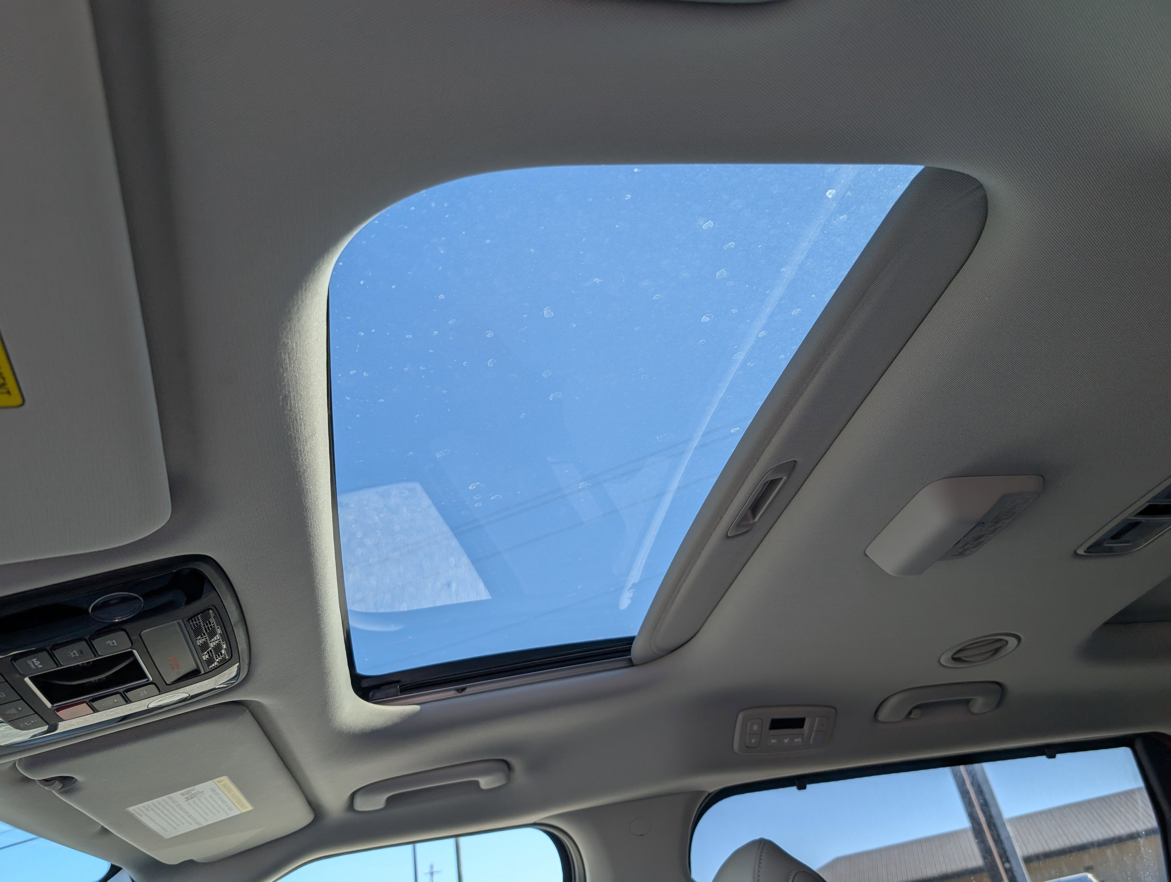 New 2026 Kia Carnival SX image 16