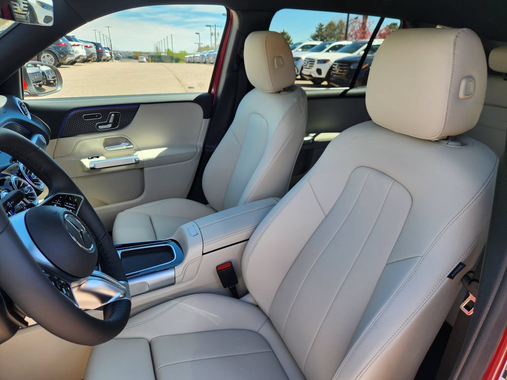 New 2026 Mercedes-Benz GLB 250 4MATIC image 25