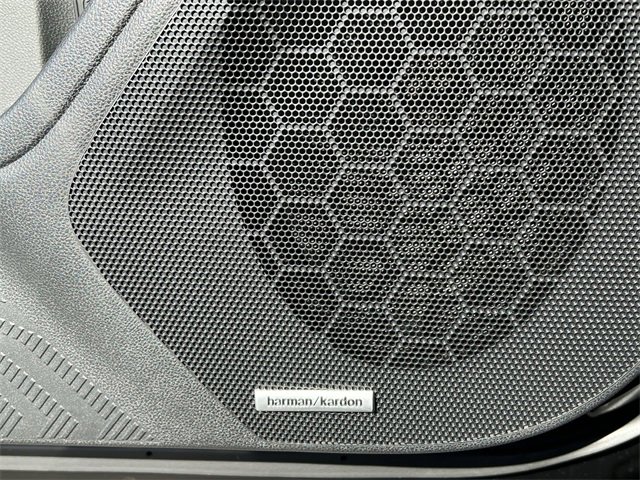 New 2025 Subaru Forester Limited image 18