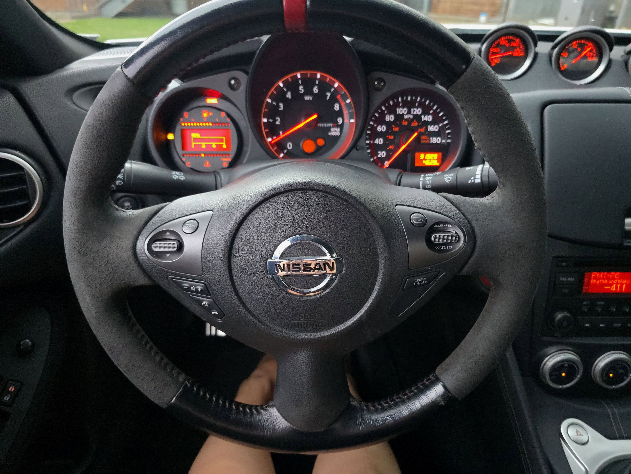 Used 2016 Nissan 370Z NISMO image 61