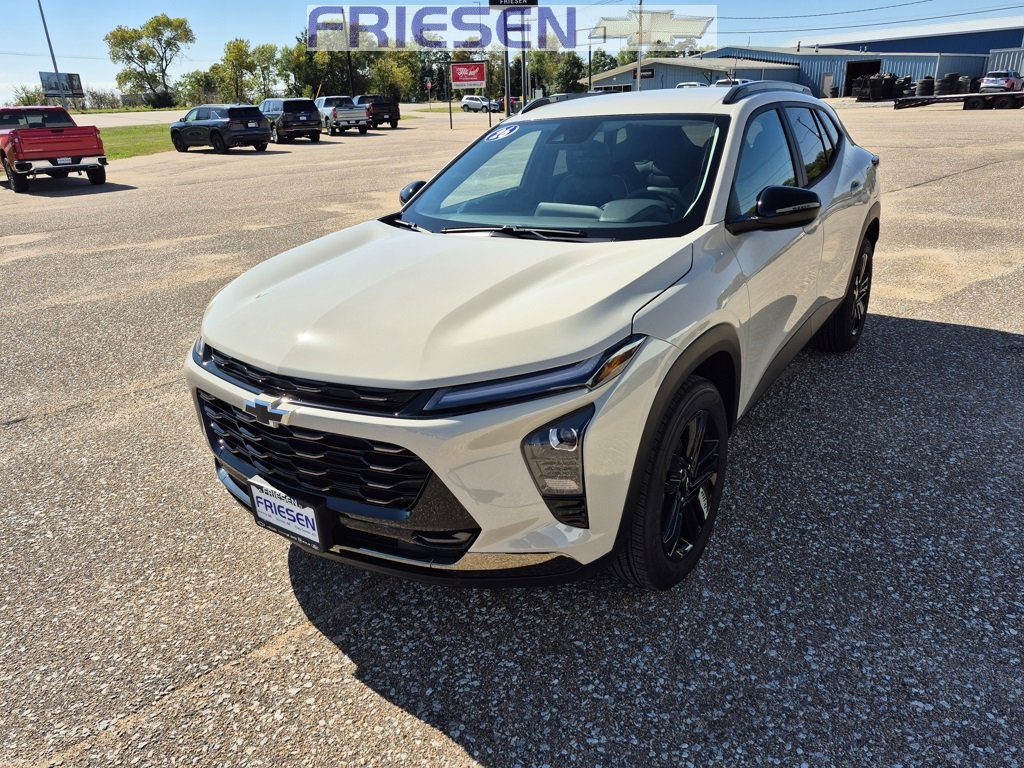 New 2026 Chevrolet Trax ACTIV image 1