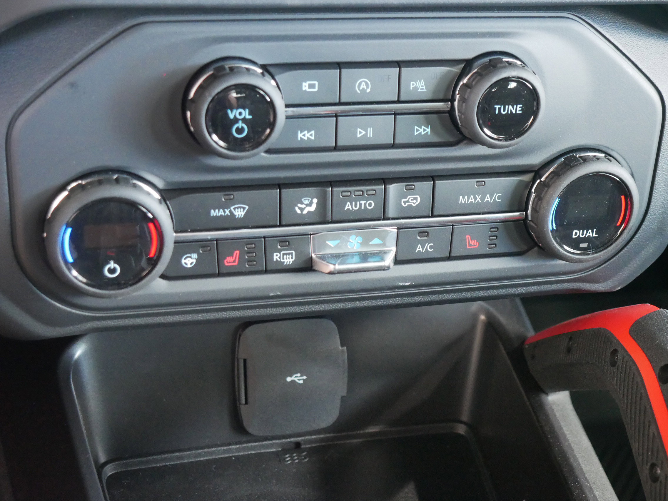 New 2025 Ford Bronco Stroppe Edition image 17