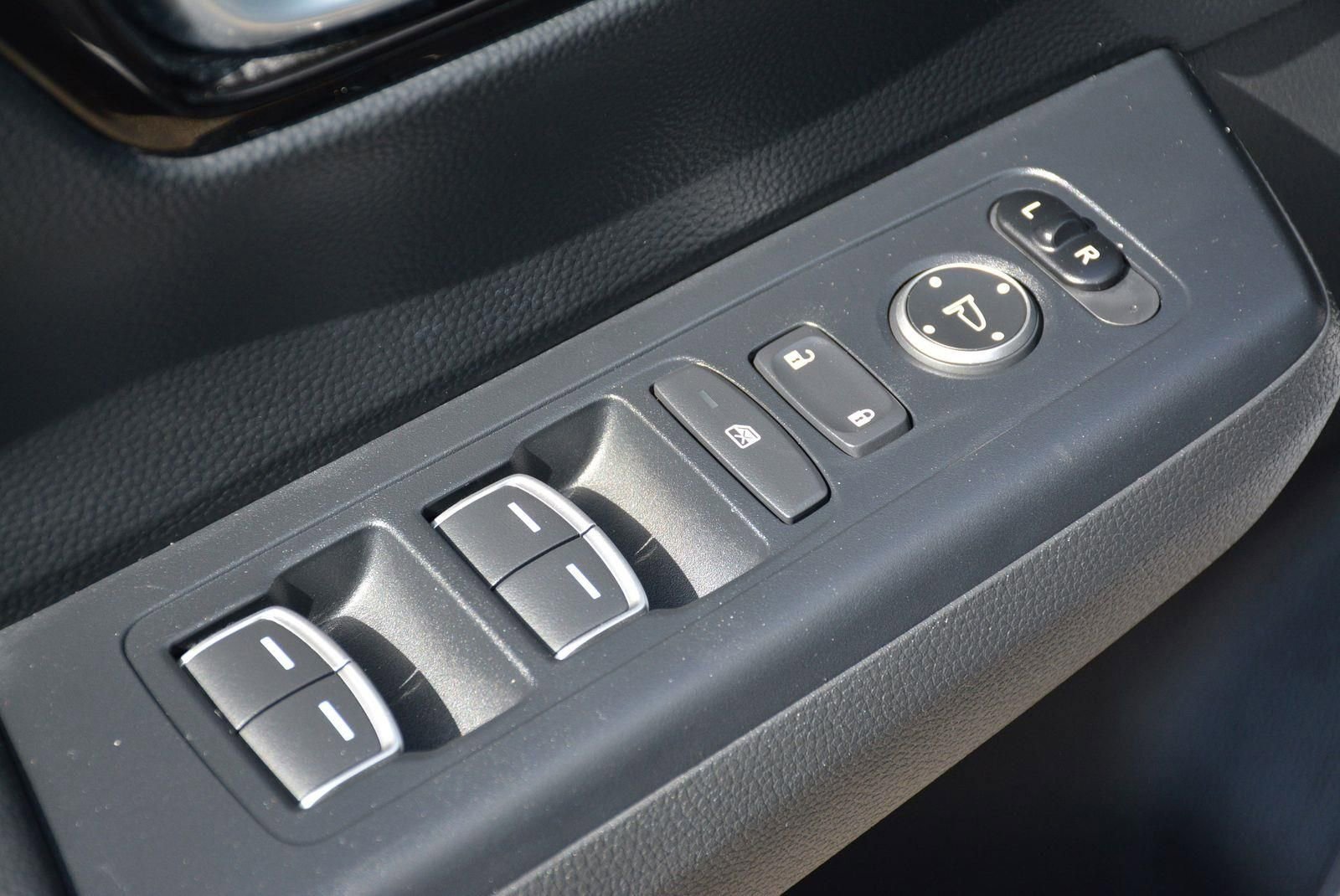 Used 2023 Honda CR-V Sport Touring image 11