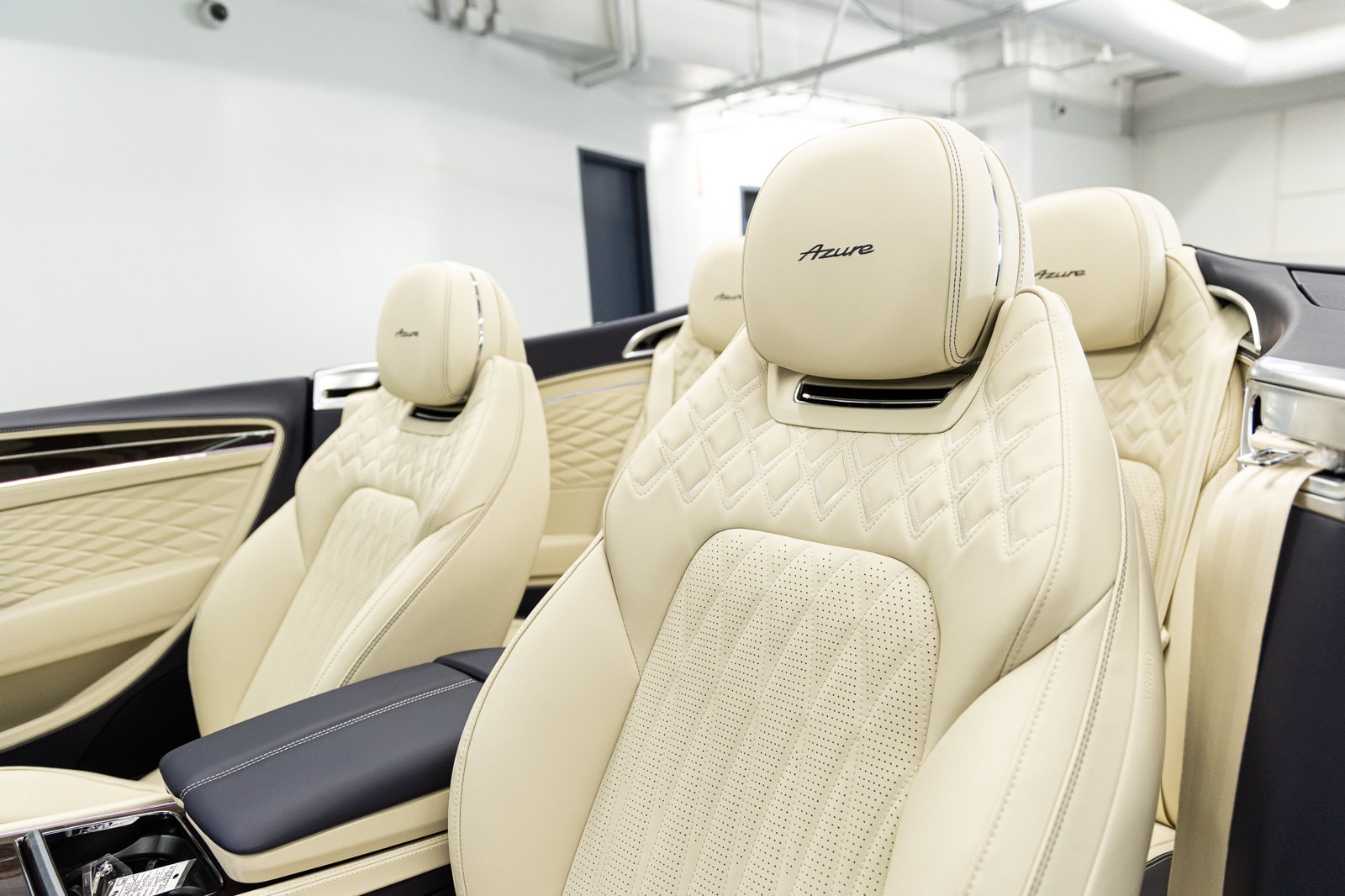 New 2026 Bentley Continental GTC AWD/4WD image 28