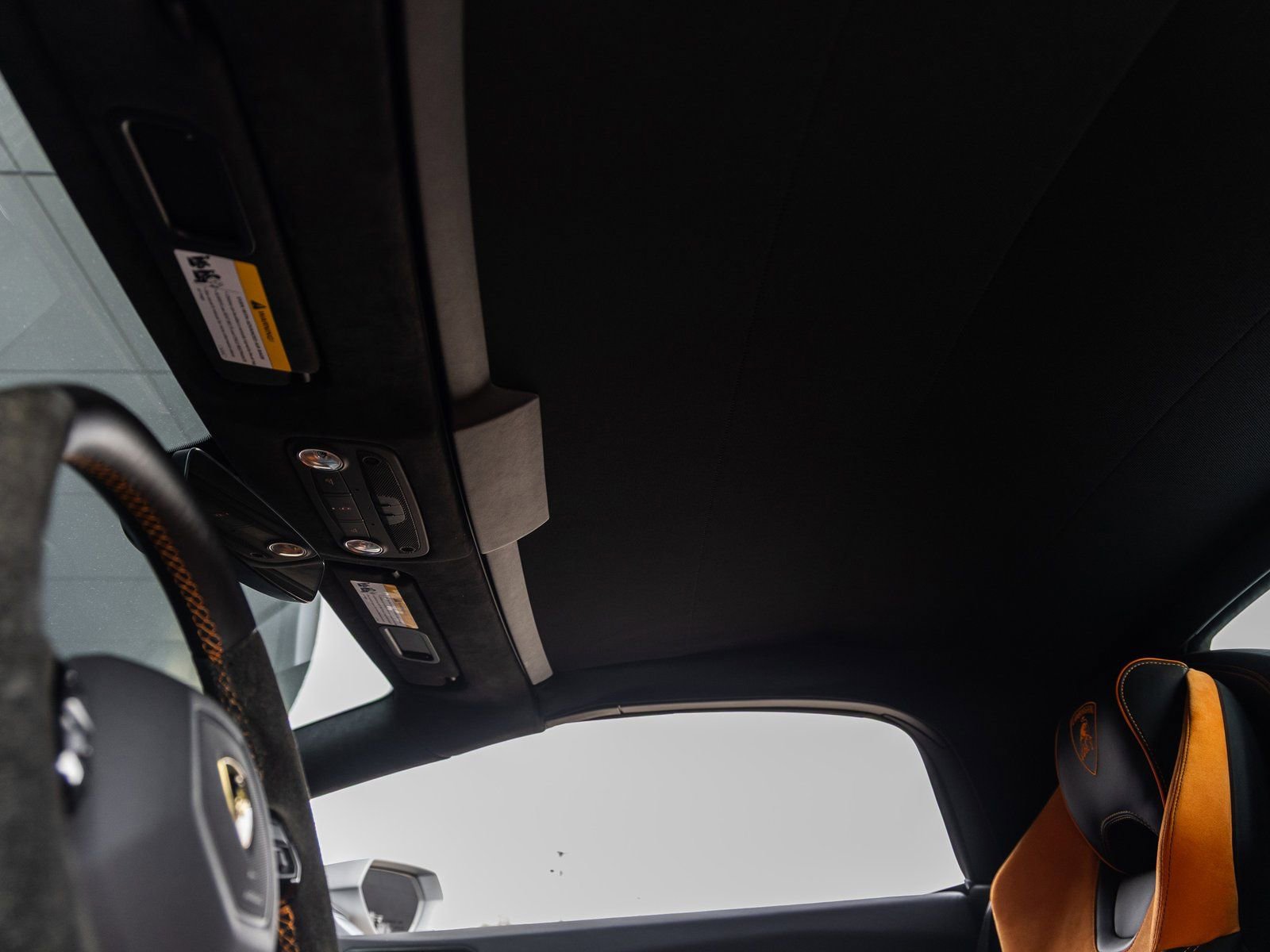 Used 2023 Lamborghini Huracan EVO image 31