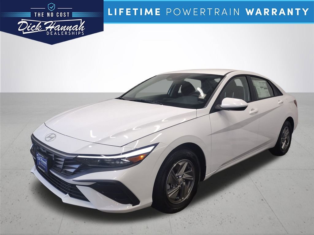 New 2025 Hyundai Elantra SE