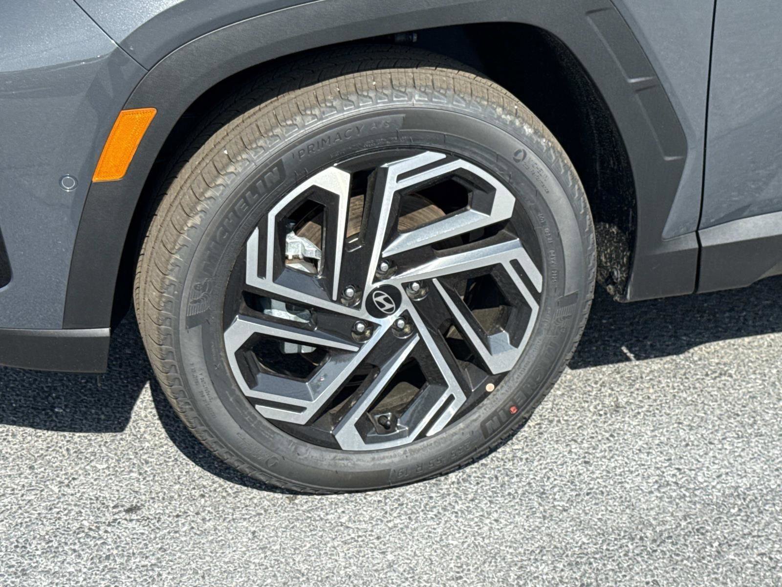 New 2026 Hyundai Tucson Limited AWD/4WD image 18