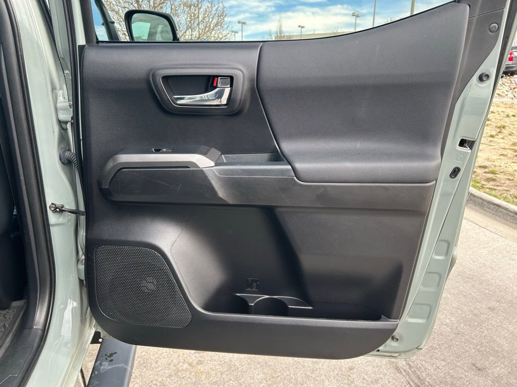 Used 2021 Toyota Tacoma TRD Pro AWD/4WD image 26