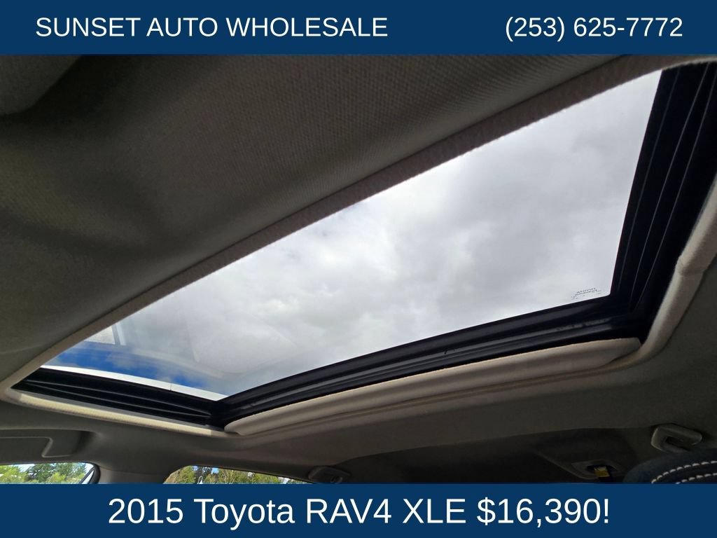 Used 2015 Toyota RAV4 XLE FWD image 35