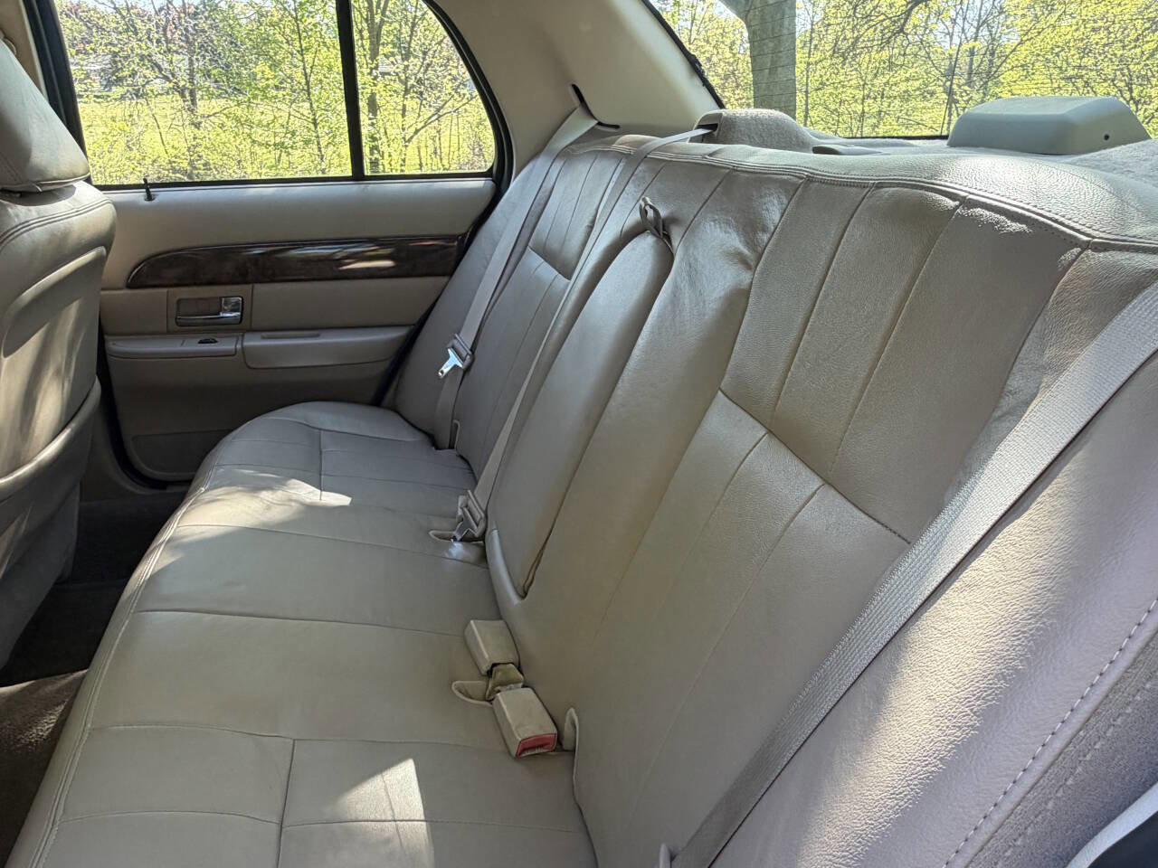 Used 2005 Mercury Grand Marquis LS RWD image 12