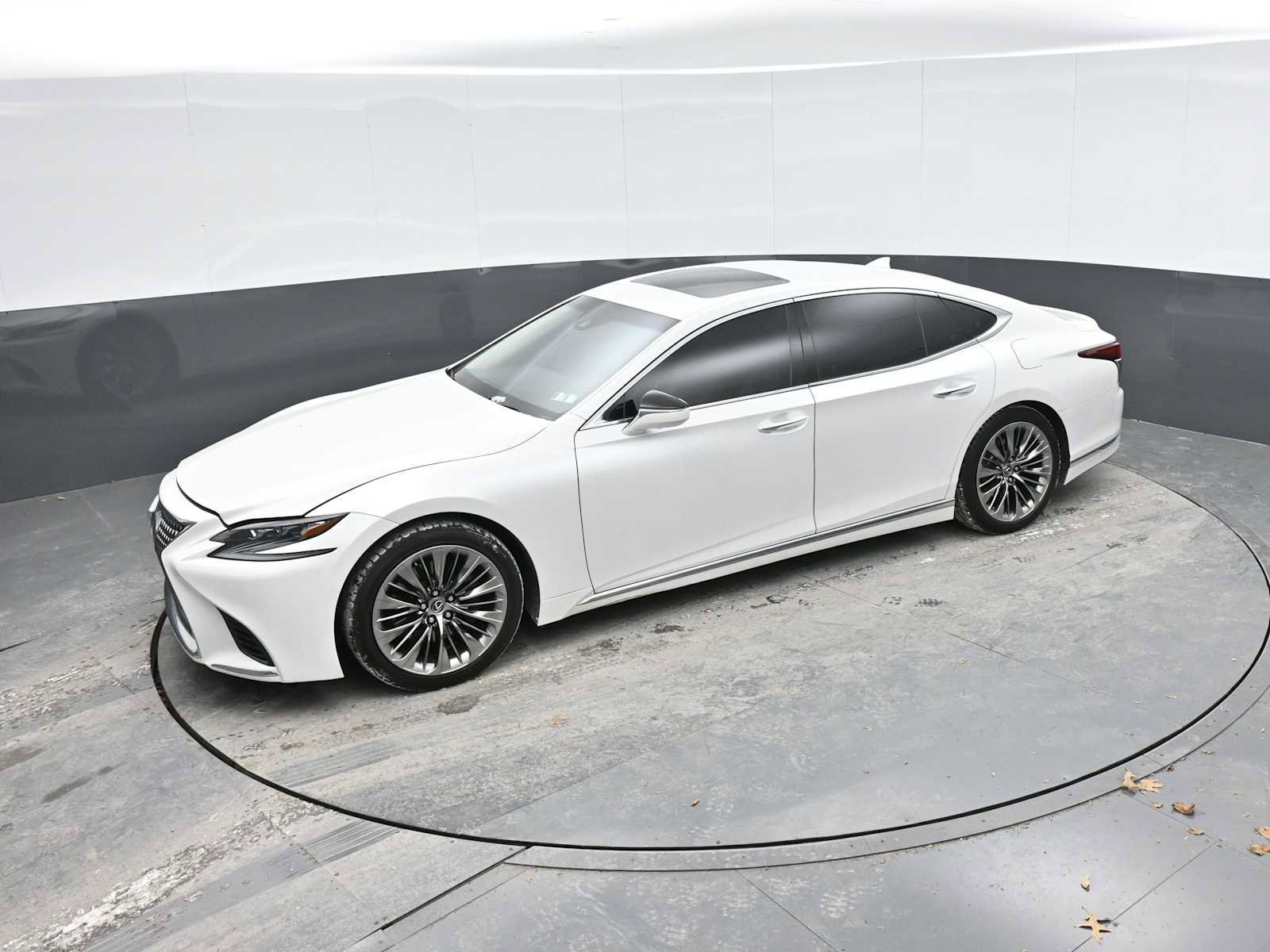 Used 2019 Lexus LS 500 w/ Interior Upgrade Package image 30