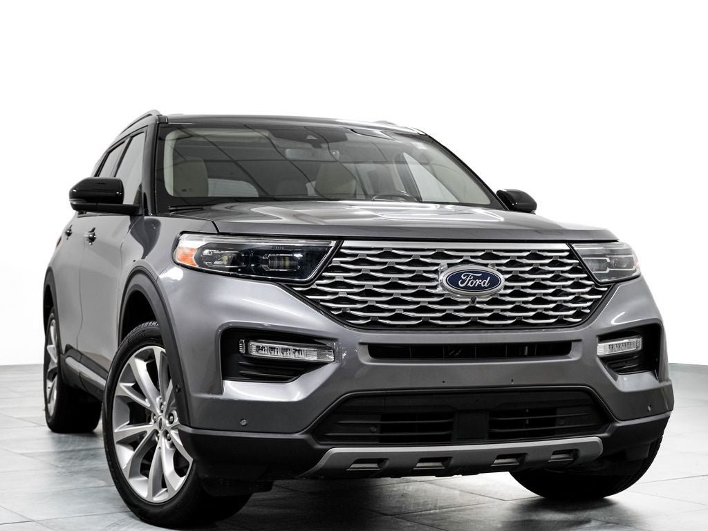 Used 2021 Ford Explorer Platinum w/ Equipment Group 601A AWD/4WD image 3