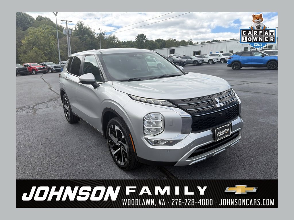 Used 2024 Mitsubishi Outlander SE Black Edition