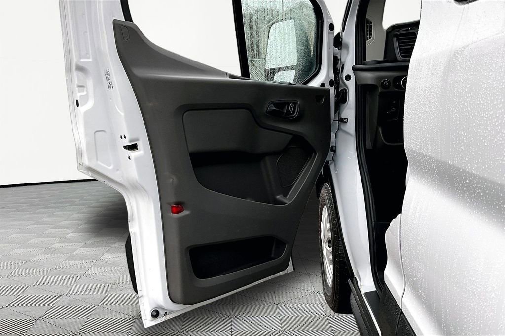 Certified 2024 Ford Transit 350 XLT image 23