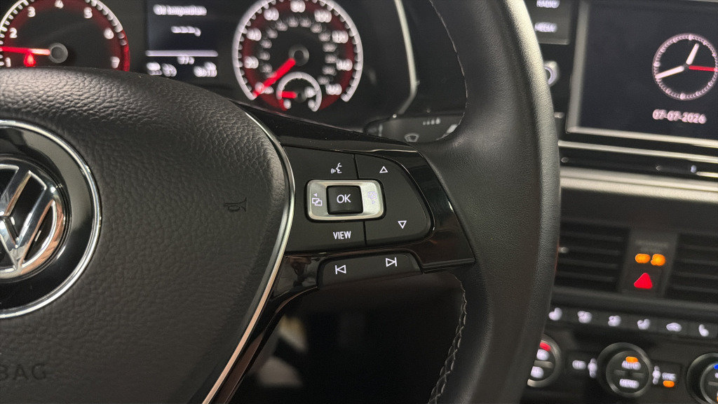 Used 2019 Volkswagen Jetta R-Line FWD image 22