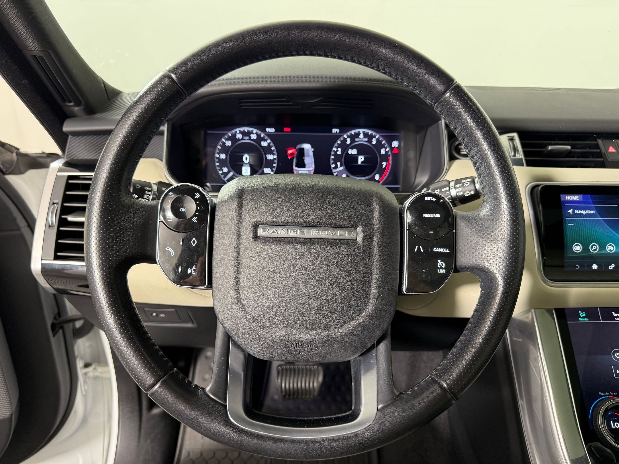 Used 2019 Land Rover Range Rover Sport HSE image 15