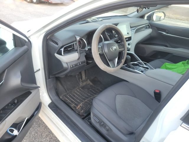 Used 2021 Toyota Camry LE FWD image 23