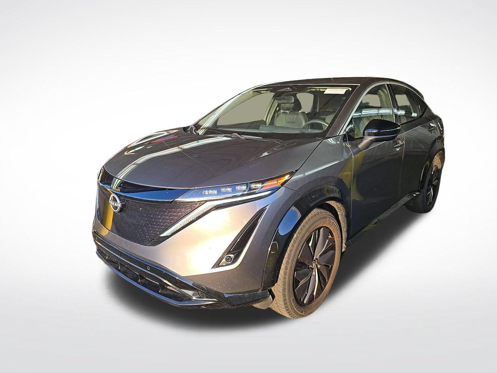 Used 2023 Nissan Ariya FWD image 2