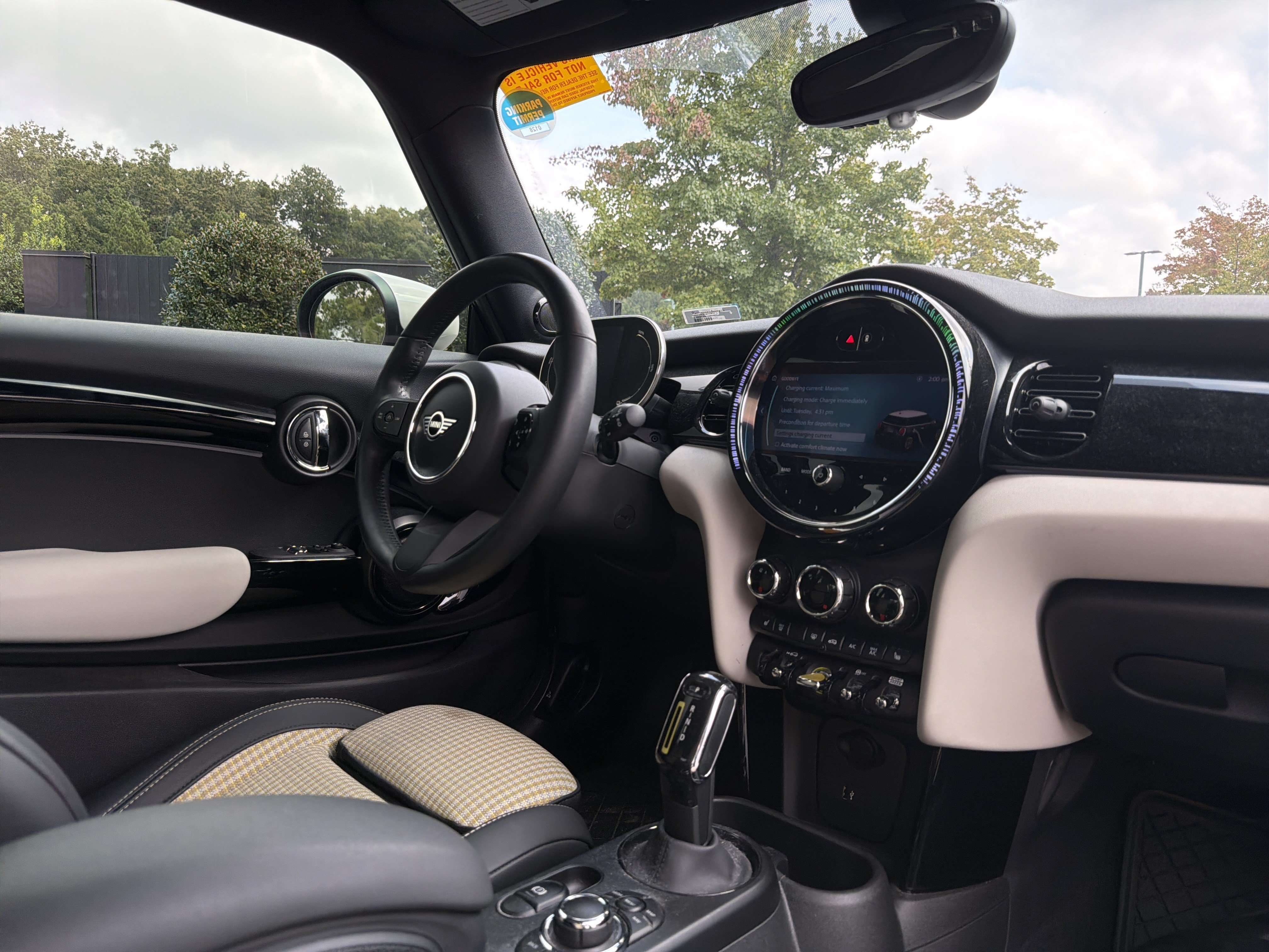 Used 2023 MINI Cooper SE FWD image 6