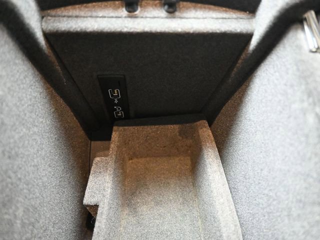 Used 2016 Mercedes-Benz GLE 350 image 4