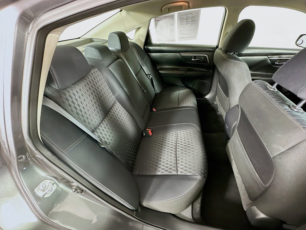 Used 2017 Nissan Altima 2.5 SV image 33
