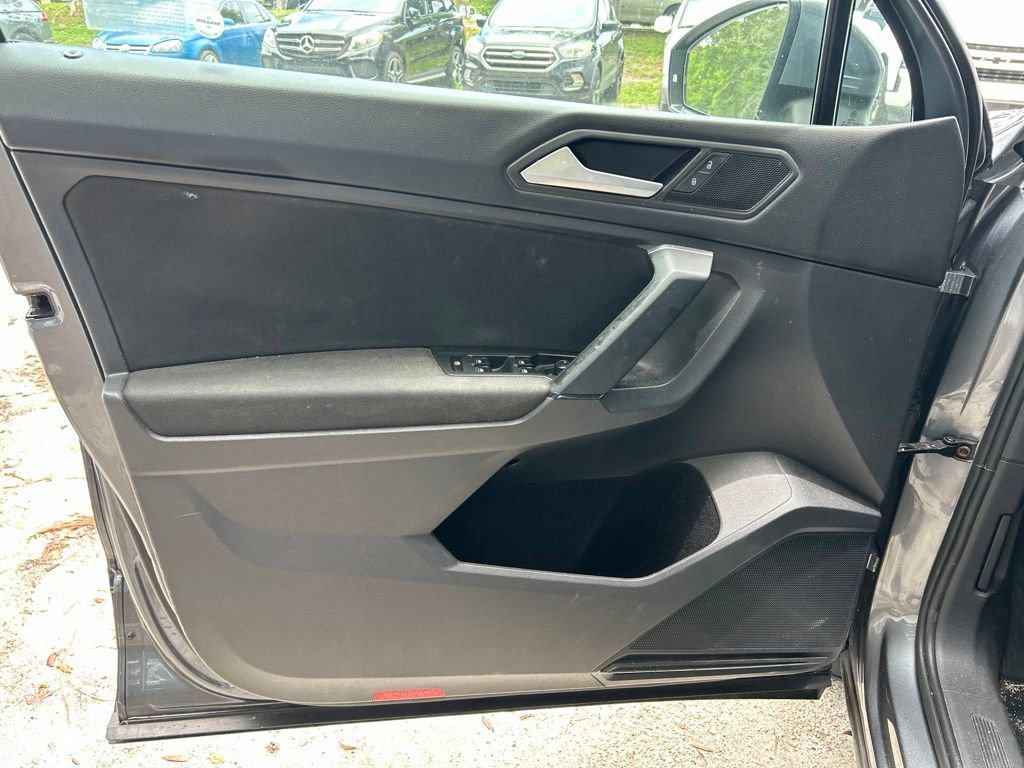 Used 2019 Volkswagen Tiguan S w/ Driver Assistance Package FWD image 10