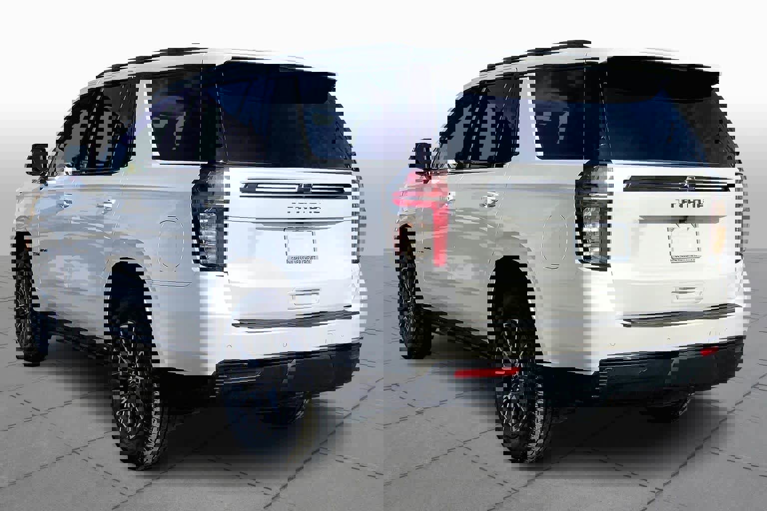 Certified 2024 Chevrolet Tahoe Z71 w/ Luxury Package image 11