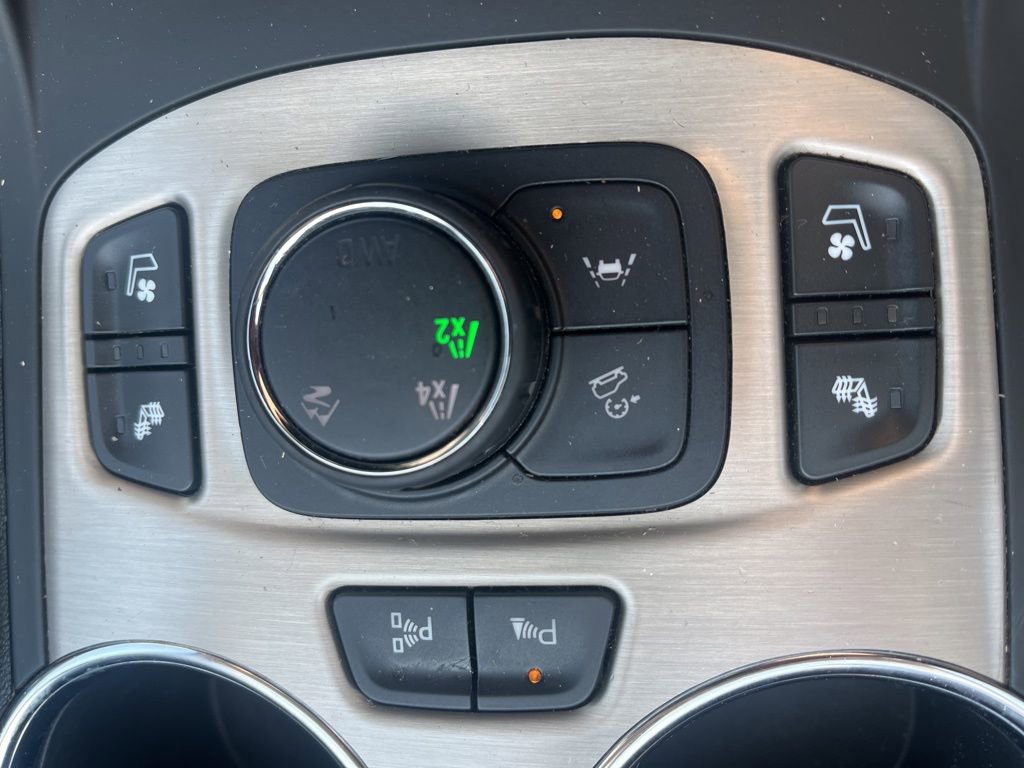 Used 2024 GMC Terrain Denali w/ Denali Premium Package image 19