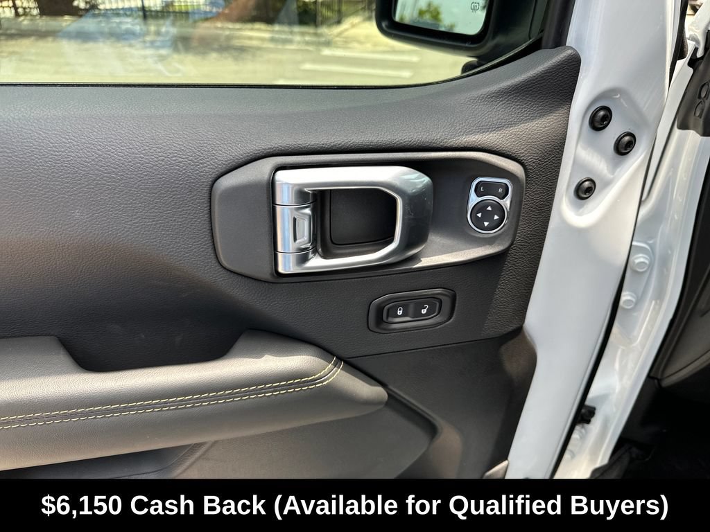 New 2026 Jeep Gladiator Sport AWD/4WD image 17