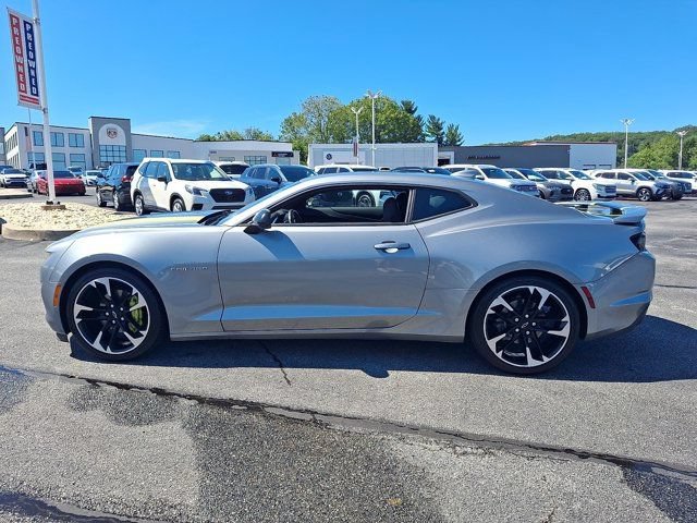 Used 2023 Chevrolet Camaro LT RWD image 4