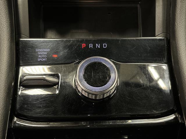 Used 2023 Jeep Grand Cherokee Limited w/ Luxury Tech Group II image 21