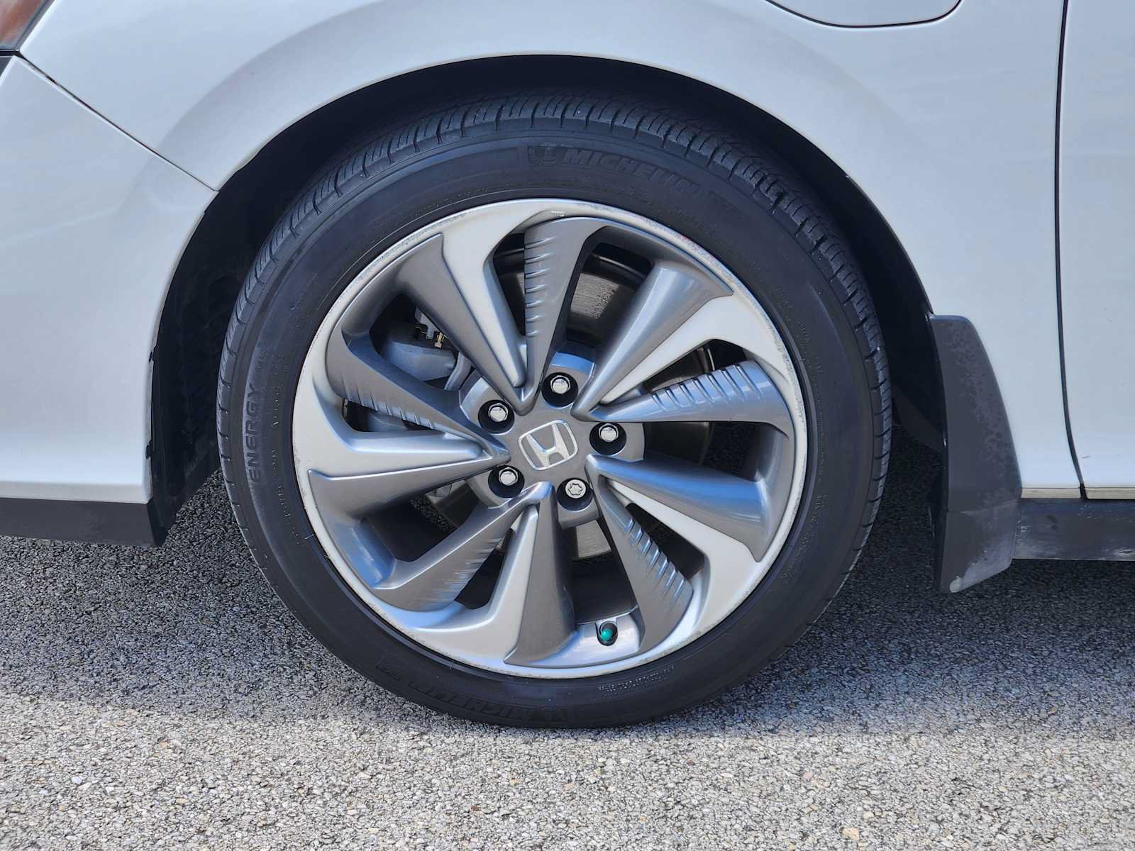 Used 2018 Honda Clarity Touring image 9
