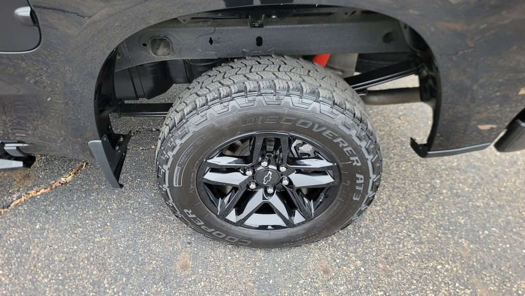 Used 2021 Chevrolet Silverado 1500 Custom Trail Boss image 8