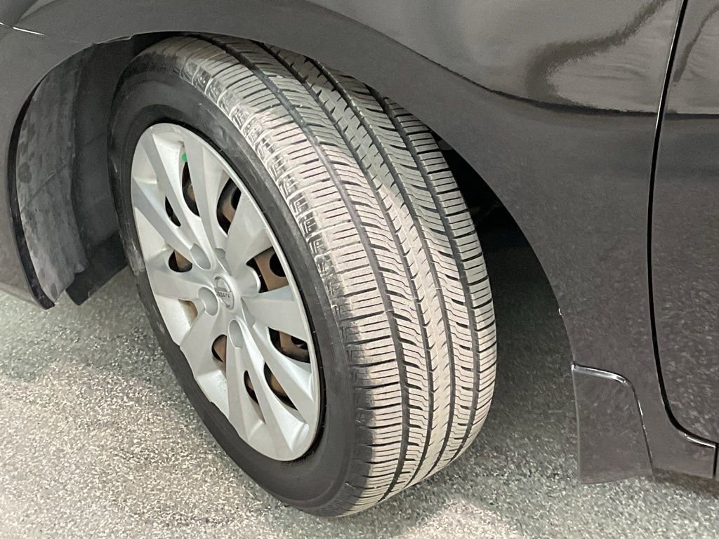 Used 2017 Nissan Sentra SV w/ Driver's Assist Package image 31