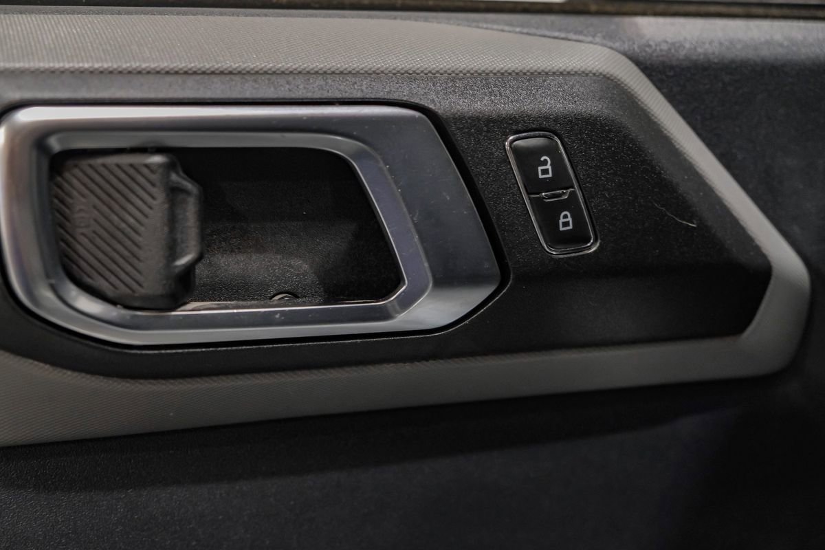 Used 2023 Ford Bronco Black Diamond image 45