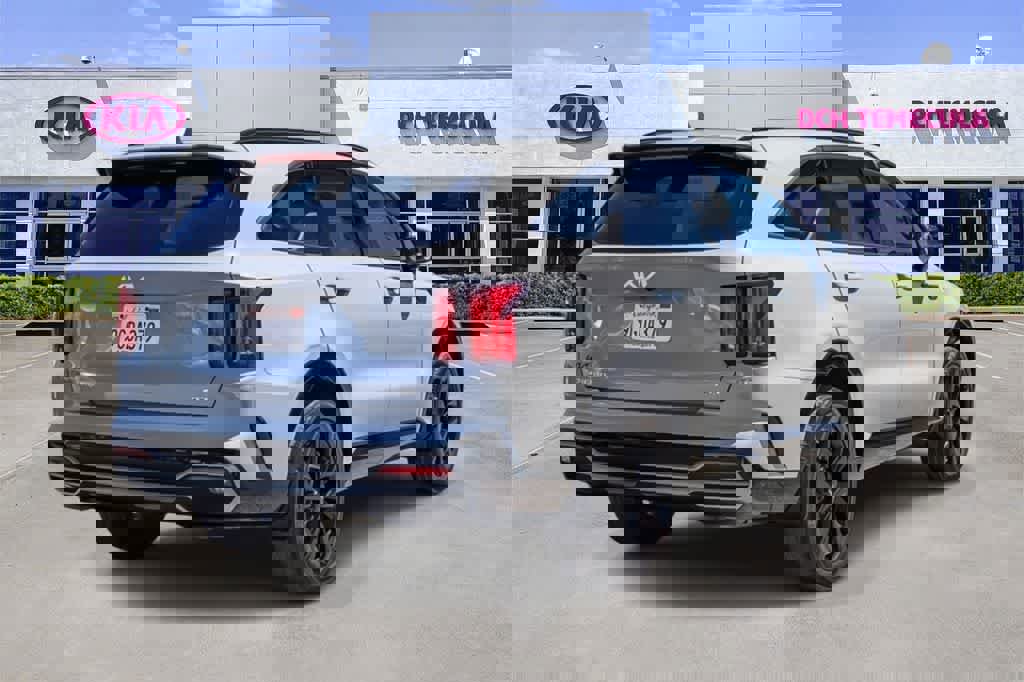Certified 2023 Kia Sorento SX image 4
