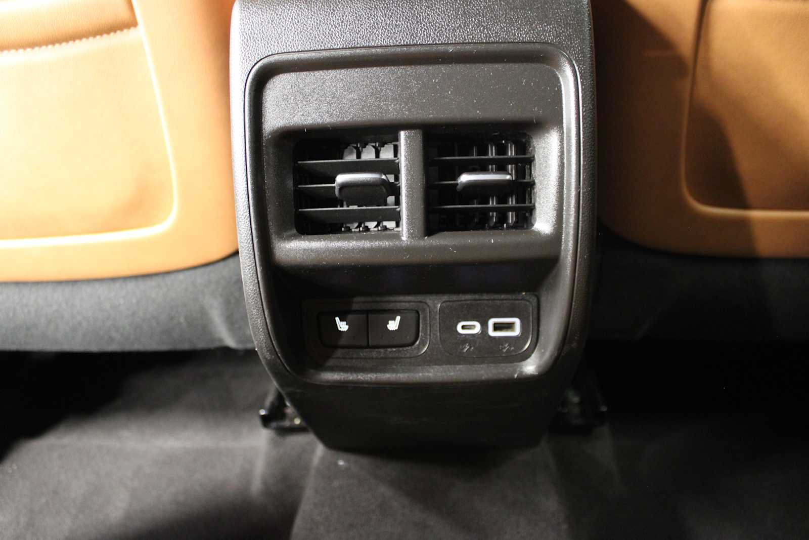Used 2023 Cadillac XT4 Premium Luxury AWD/4WD image 36
