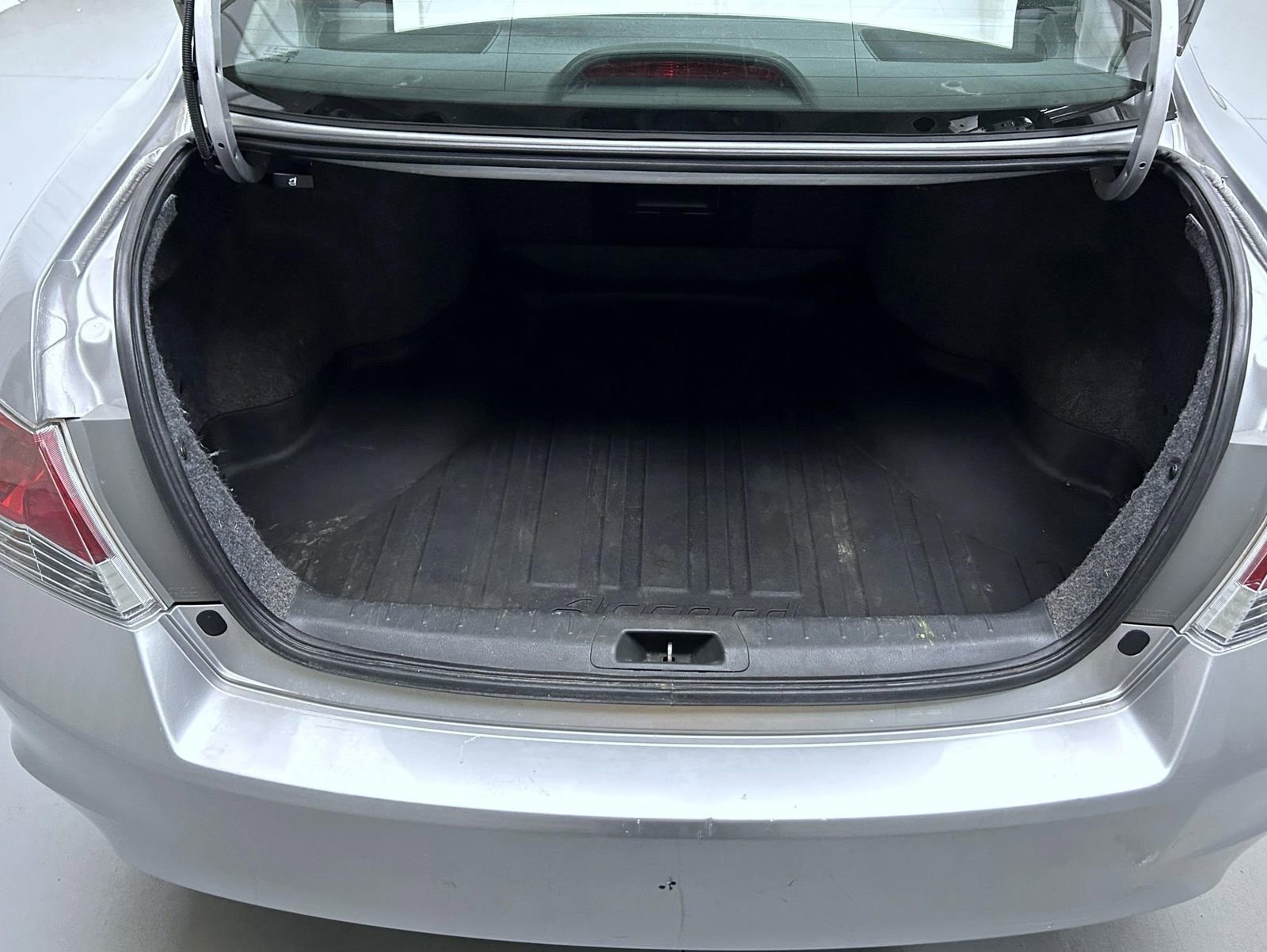Used 2012 Honda Accord LX image 21
